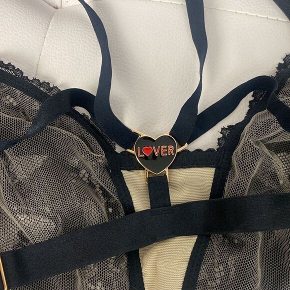 Savage X Fenty NWT Black Candy Hearts Lace Bralette in Caviar 2XL 330 - Picture 10 of 11